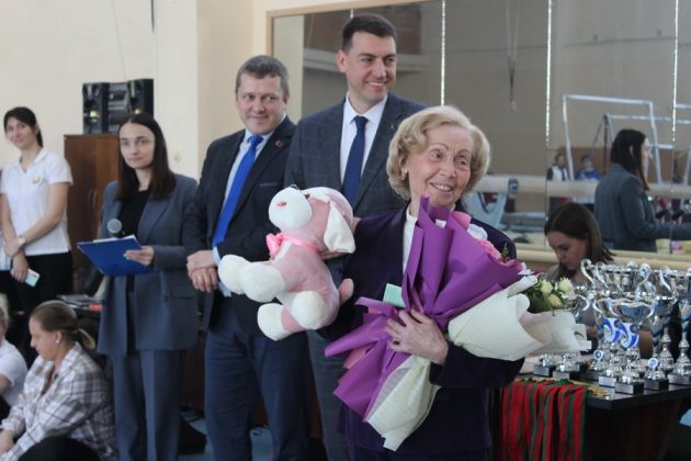 Почти 60 лет назад Елена Волчецкая завоевала в Токио золотую олимпийскую медаль по спортивной гимнастике