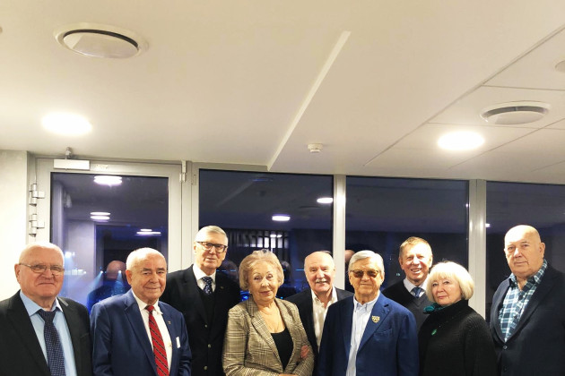 Национальный Олимпийский комитет пригласил 23 ветерана спорта-членов Белорусского общественного объединения «Ветераны физической культуры и спорта» на спортивно-развлекательное шоу «Время наших побед»