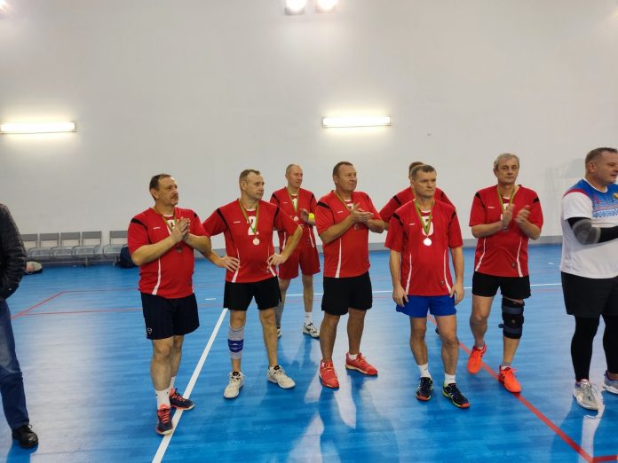 Команды ветеранов спорта приняли участие в турнире