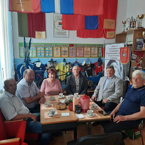 Поздравление с 75-летним юбилеем
