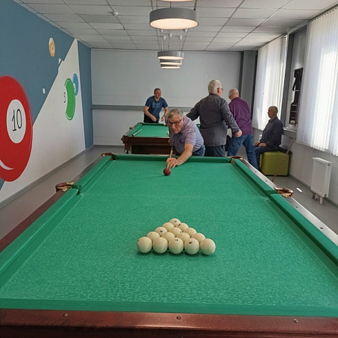   22 апреля 2026 года на базе ФОК «Бриз» Узденского района (Минская область) прошел спортивный турнир по бильярдному спорту среди ветеранов района