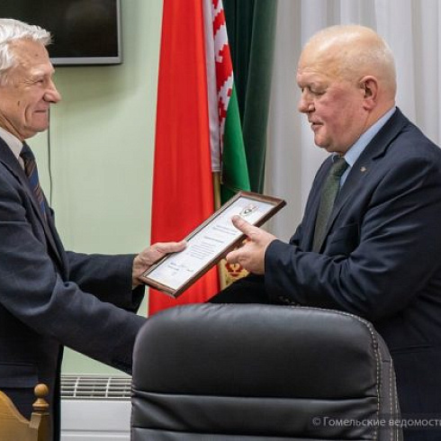 Заслуженному тренеру нашей страны Олегу Евстратову —75!